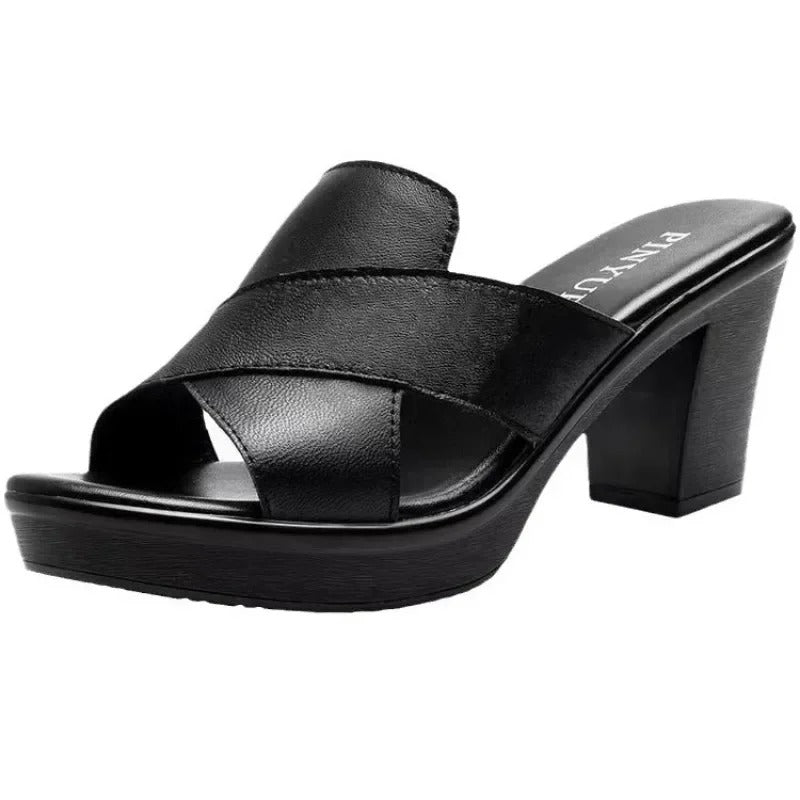 Black |  Arielle Sandal